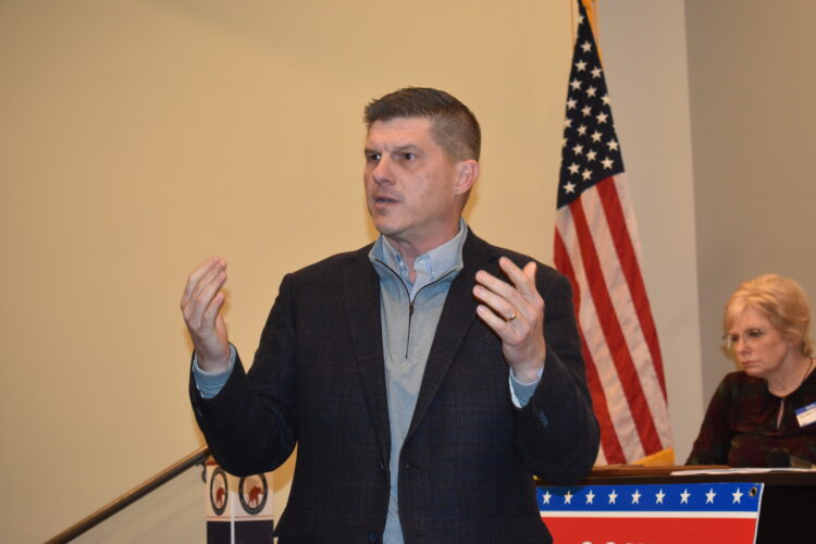 Republican politicians urge people to get out, vote